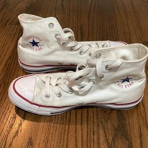 Converse Chuck Taylor All Star Classic High Top - Pre-owned, please see photos